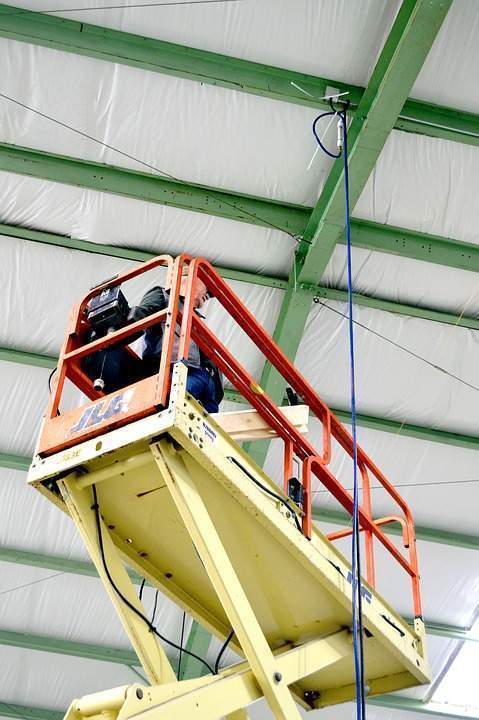 Precio alquiler plataforma elevadora